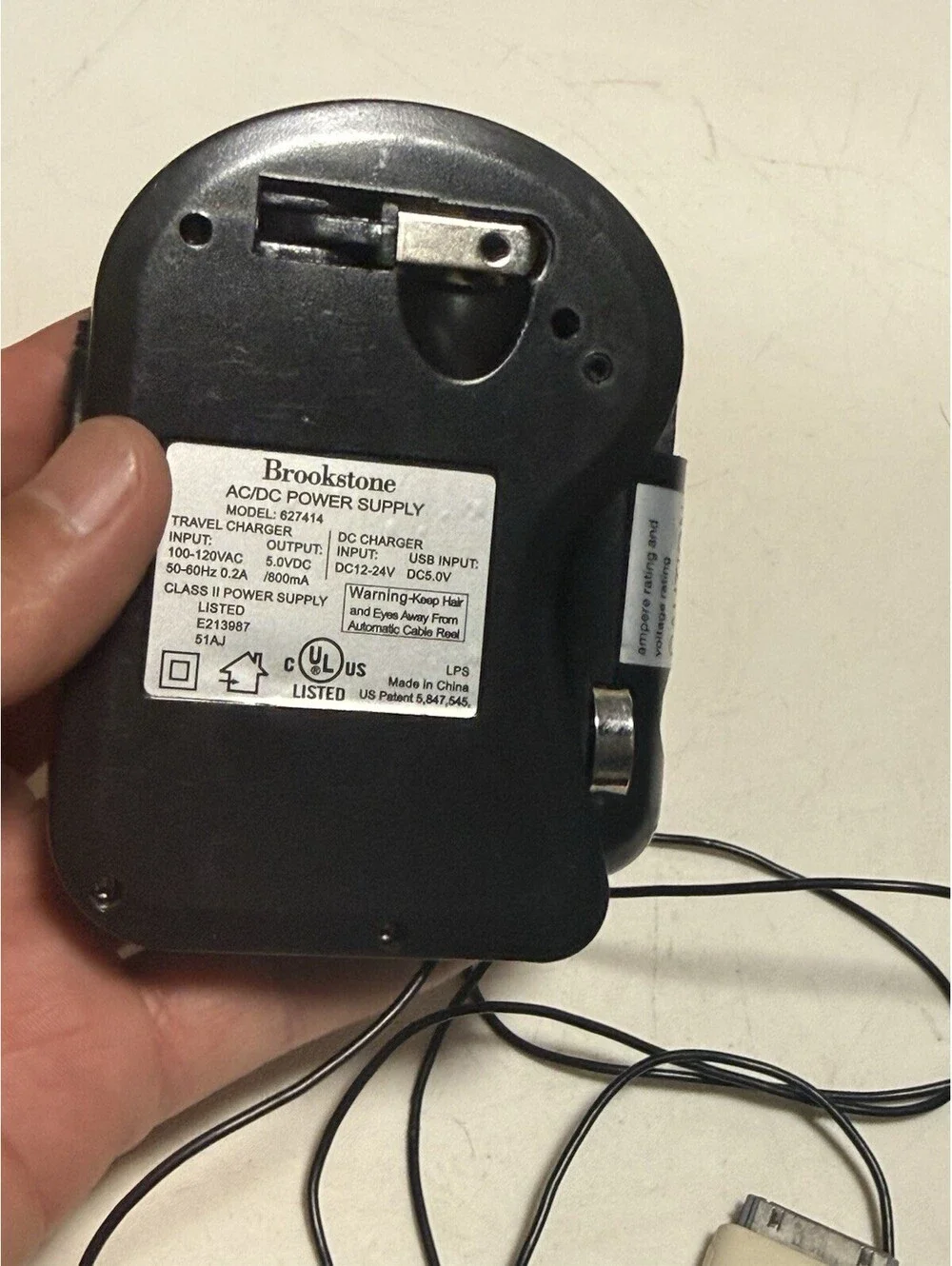 BROOKSTONE Travel QUICK Charger , With Case